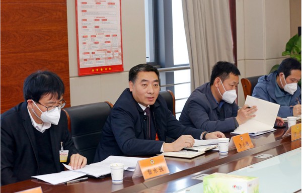 方小雄参加人大代表、政协委员团组讨论.png