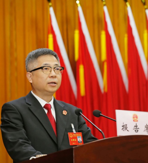 区十八届人大三次会议举行第二次大会4.png