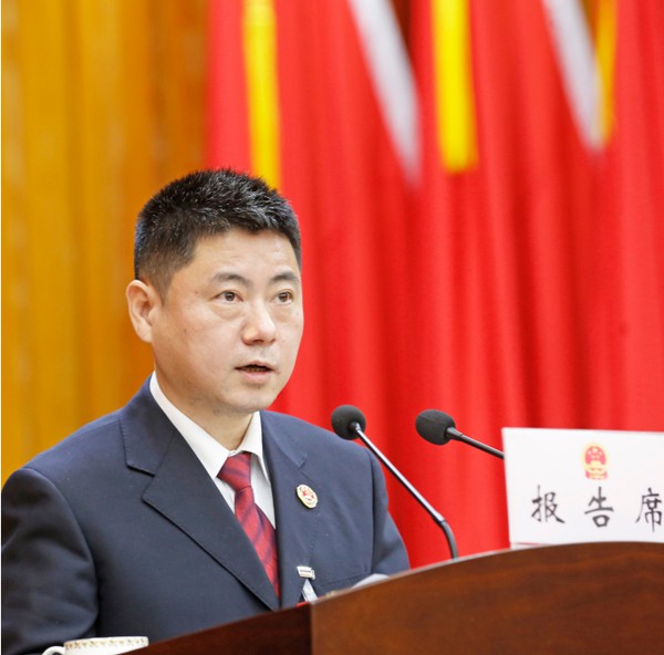 区十八届人大三次会议举行第二次大会5.png