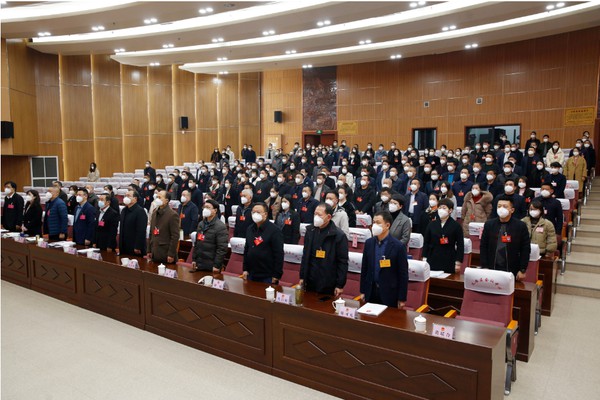 区十八届人大三次会议胜利闭幕!6.png