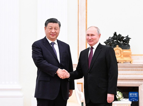 习近平会见俄罗斯总统普京.jpg