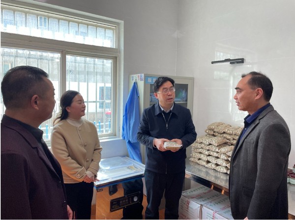 姚贵平调研基层党建和“河长制”工作.png