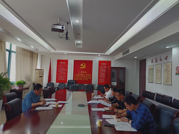 区商务局（投资促进局）念好“三字经”打好巡察整改“攻坚战”.jpg
