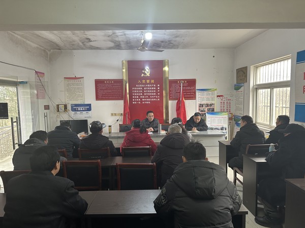 区直工委到乡村振兴联系上党课.jpg