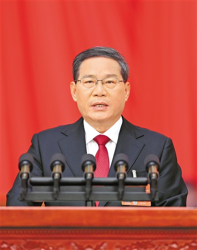 十四届全国人大二次会议在京开幕2.jpg