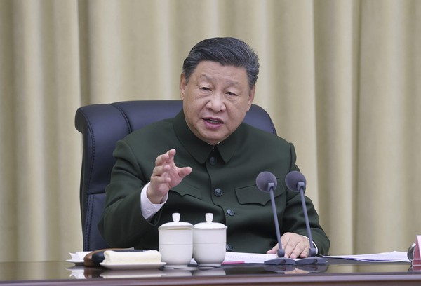 习近平在视察信息支援部队时强调 努力建设一支强大的现代化信息支援部队 推动我军网络信息体系建设跨越发展1.jpeg