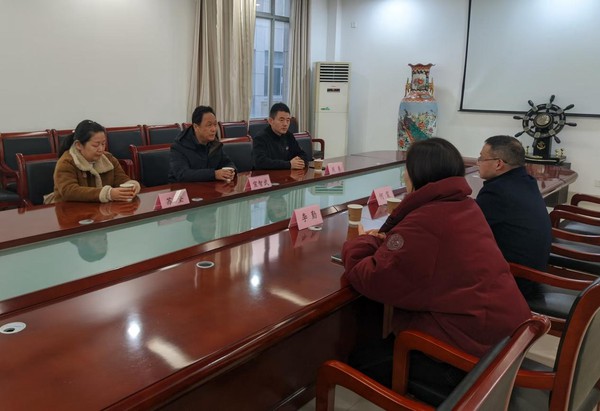 区退役军人事务局开展慰问活动2.png