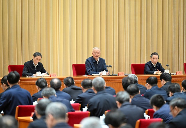 全国组织部长会议在京召开 蔡奇出席并讲话.jpg