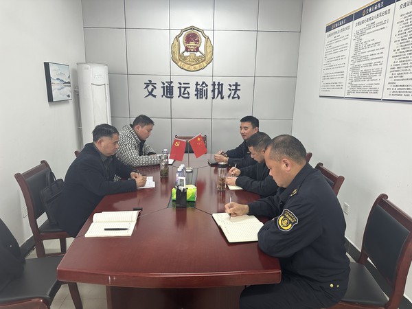 区直工委深入基层支部调研.jpg