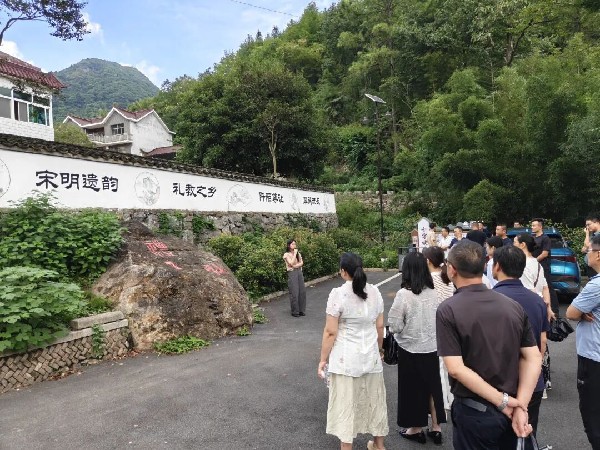 第3期科干任职培训班_副本.jpg