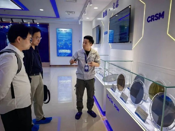 义安区召开科技服务团工作座谈会2_副本_副本.jpg
